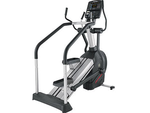 Factory photo of a Used Life Fitness CLSL Integrity Series Summit Trainer