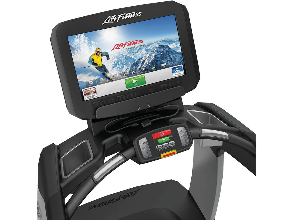 Refurbished Life Fitness 95T Discover SE Treadmill Console